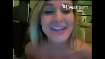 Andressa Urach's live webcam performance - watch her in action