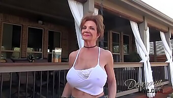 Deauxma'S Homemade Video Of Her Exploring The World Of Golden Showers