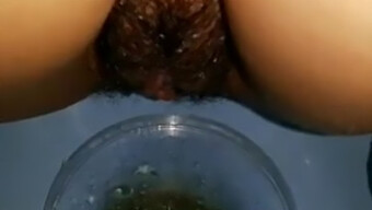 Hairy and tight pussy in homemade D20 video