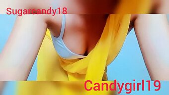 Το Καυτό Της Candy: Αυνανισμός Και Γαμήσι Με Τα Δάχτυλα Σε Ένα Saree