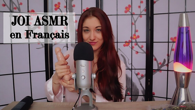 Cô gái tóc đỏ châu Âu nóng bỏng Trish Collins mời bạn đi cùng trong video hướng dẫn ASMR này