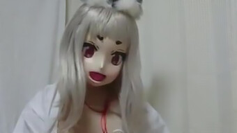 Anime Kitsune Jepun Dalam Pakaian Kigurumi