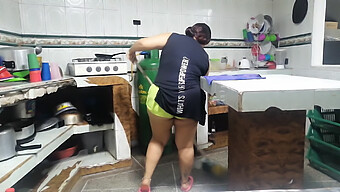 Mature Colombian With Big Natural Tits Stops Using The Toilet To Have Sex With Her Stepson