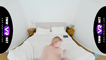 Erlebe Mimi Cicas Virtual Reality Masturbation Und Gesichtsbesamung