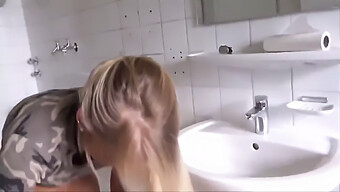 La Rubia Milf Alemana Disfruta De Un Creampie De Una Gran Polla Natural. ¡mira Cómo Se Divierte!